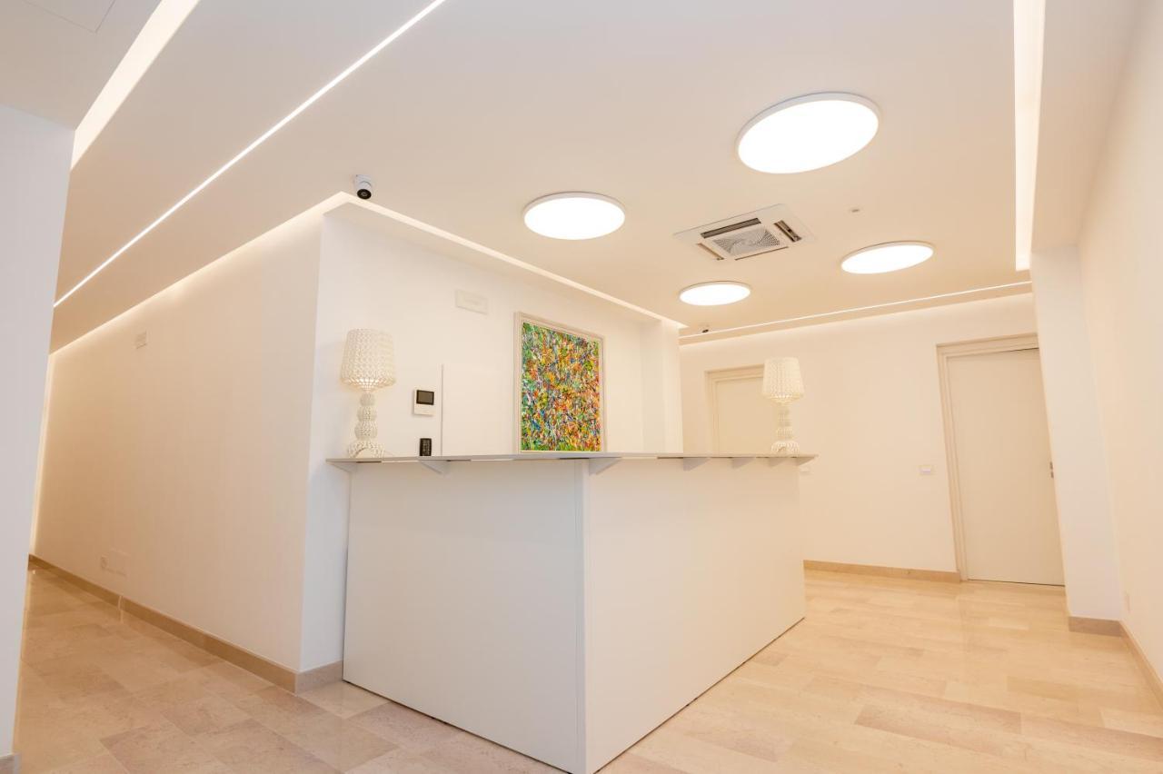 Agora Vieste Rooms & Apartments מראה חיצוני תמונה