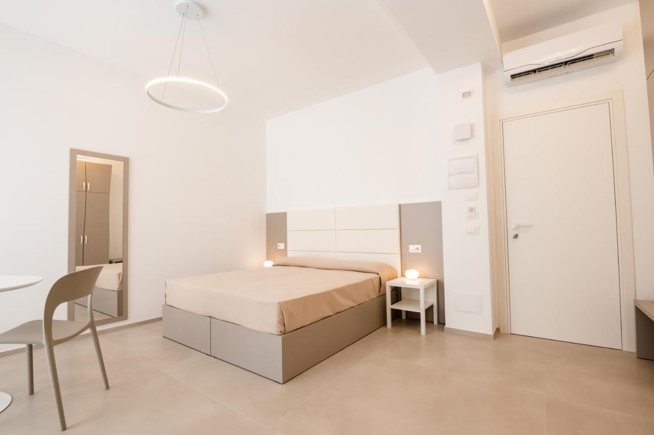 Agora Vieste Rooms & Apartments מראה חיצוני תמונה