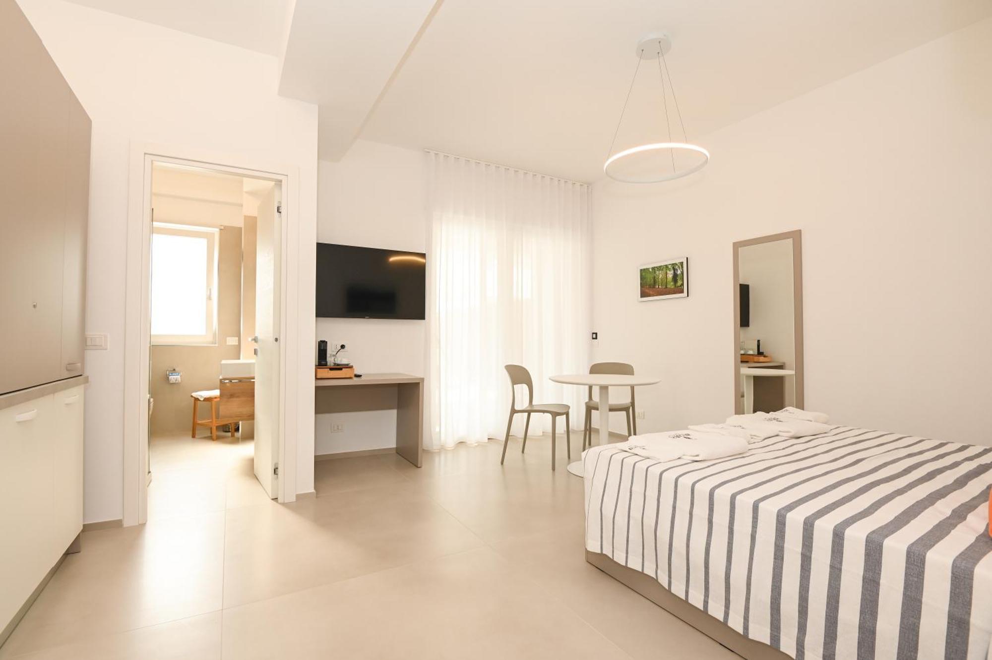 Agora Vieste Rooms & Apartments מראה חיצוני תמונה