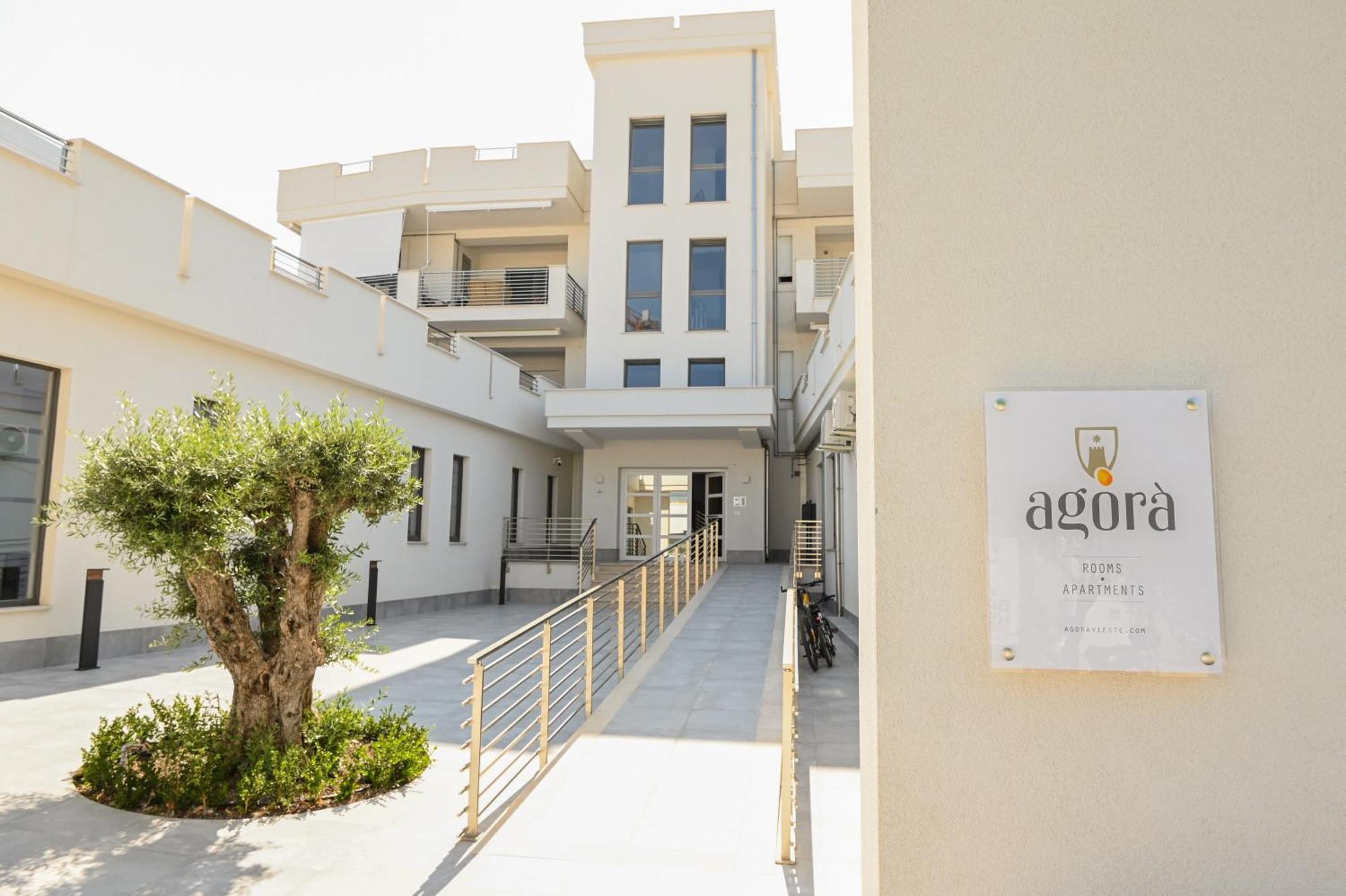 Agora Vieste Rooms & Apartments מראה חיצוני תמונה
